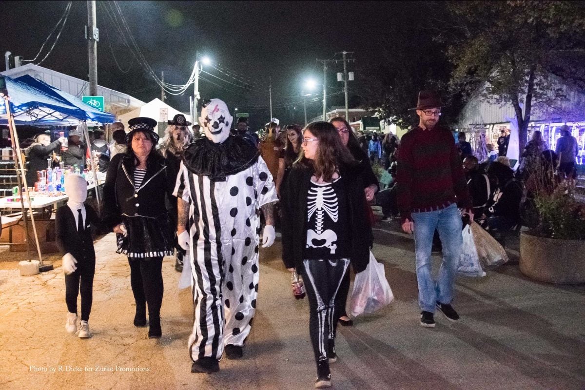 5 Things to Do: Howl-O-Ween at the Morton Arboretum, Haunted Flea Market, Boo Bash & Midnight Mixer — Palatine Community news